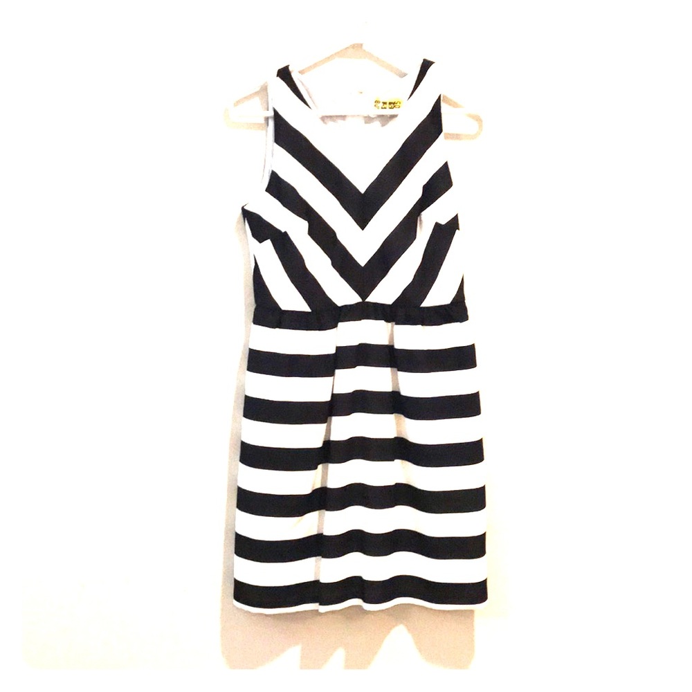 LOFT Fit & Flare Flirty Dress